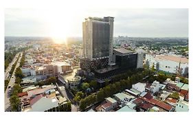 The Mira Central Park Hotel